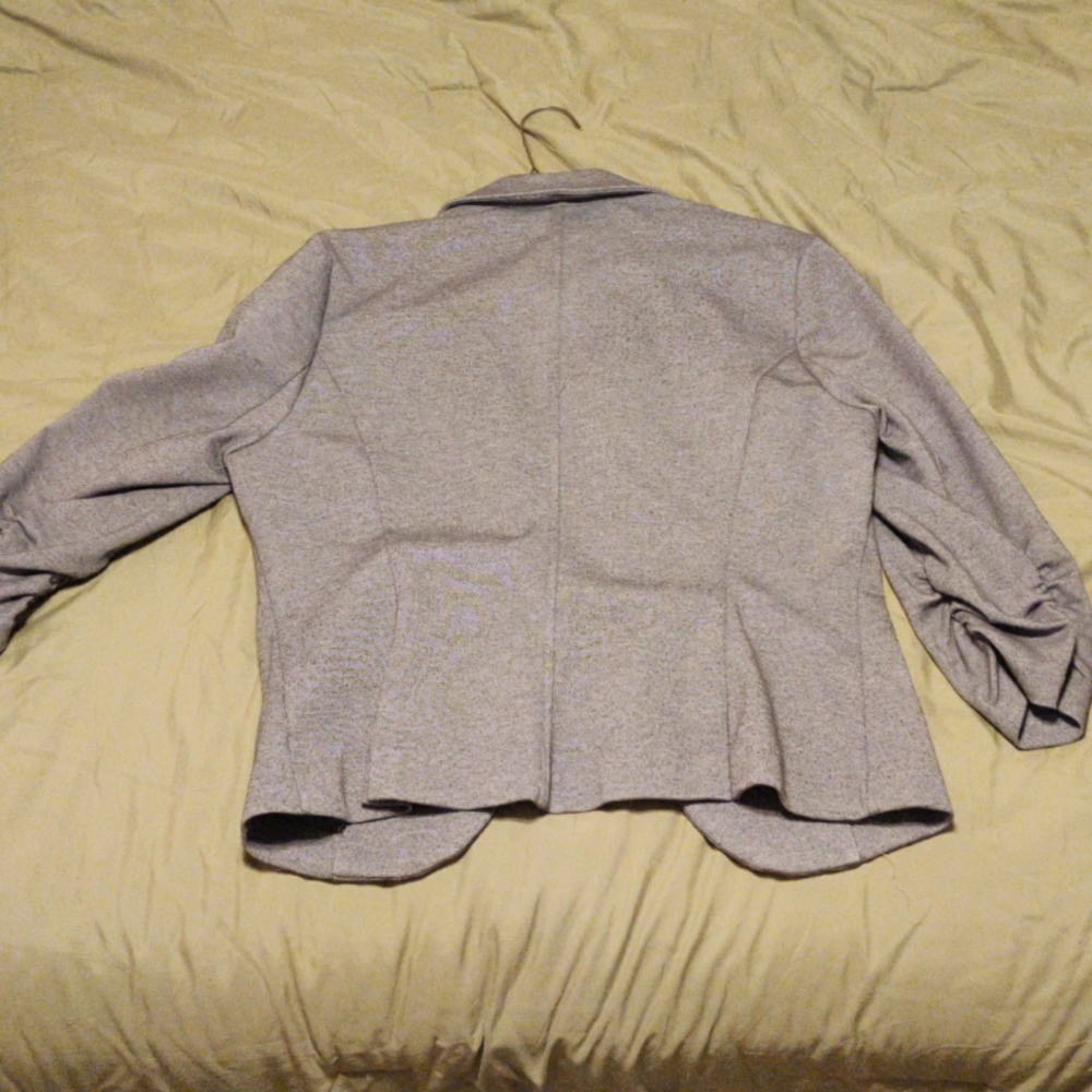 Jacket - Picture 3 of 4